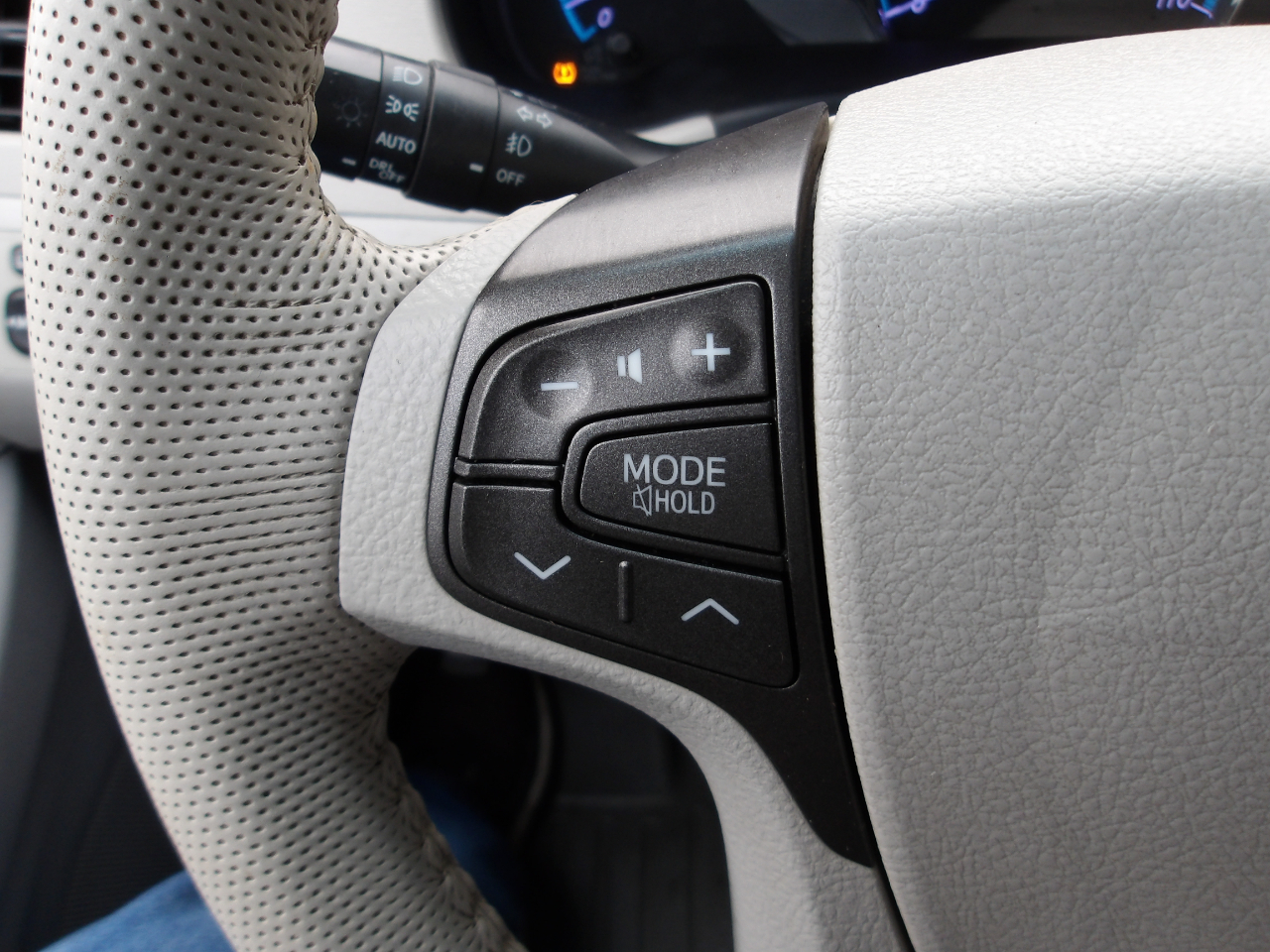 Toyota Sienna 5dr 7-Pass Van V6 Ltd AWD (Natl) 2014