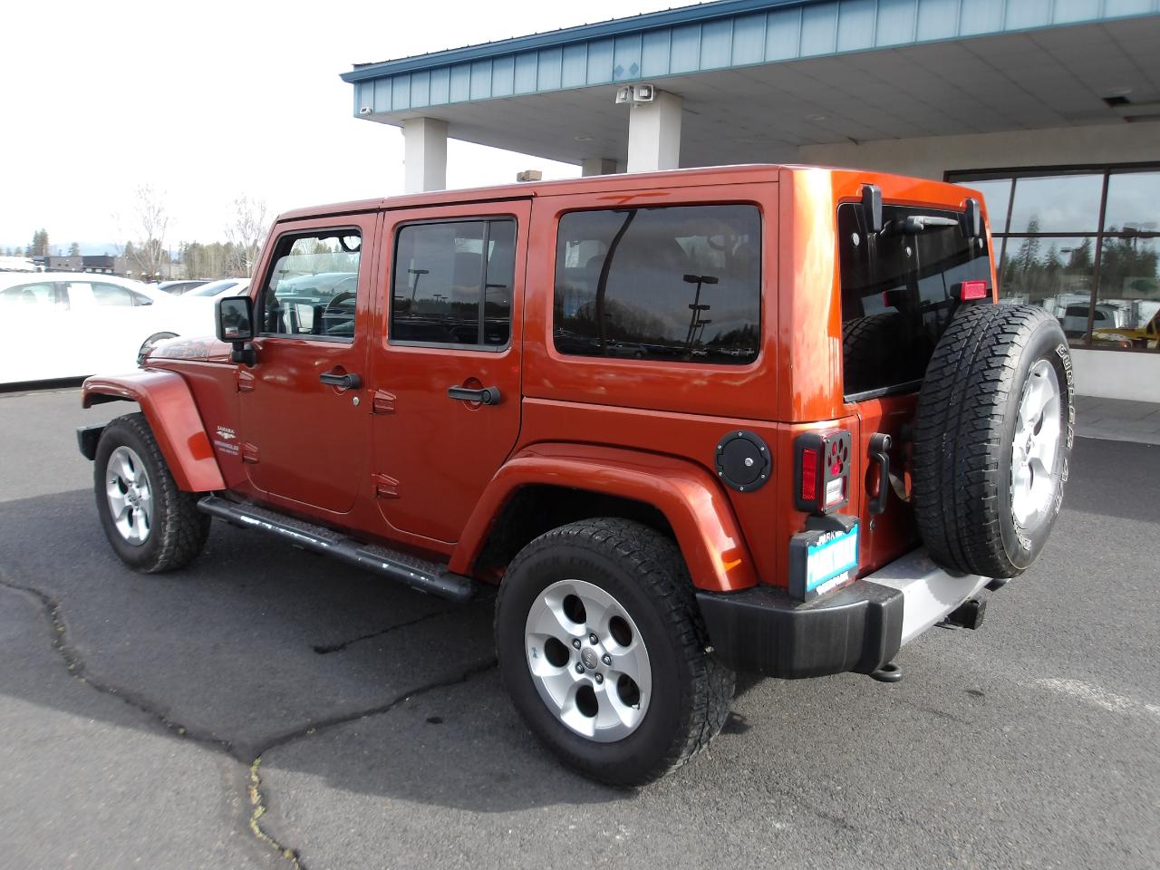 View vehicle photo 3