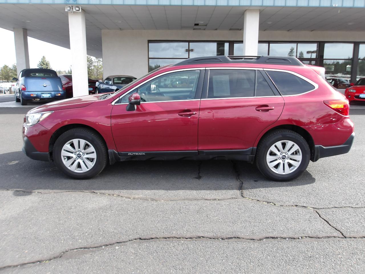 View vehicle photo 2