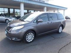 2015 Toyota Sienna 