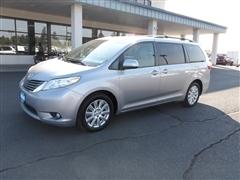 2017 Toyota Sienna 