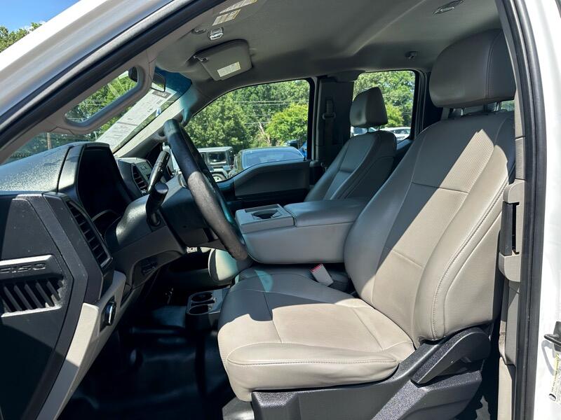 Ford F-150 XL SuperCab 4WD 2016