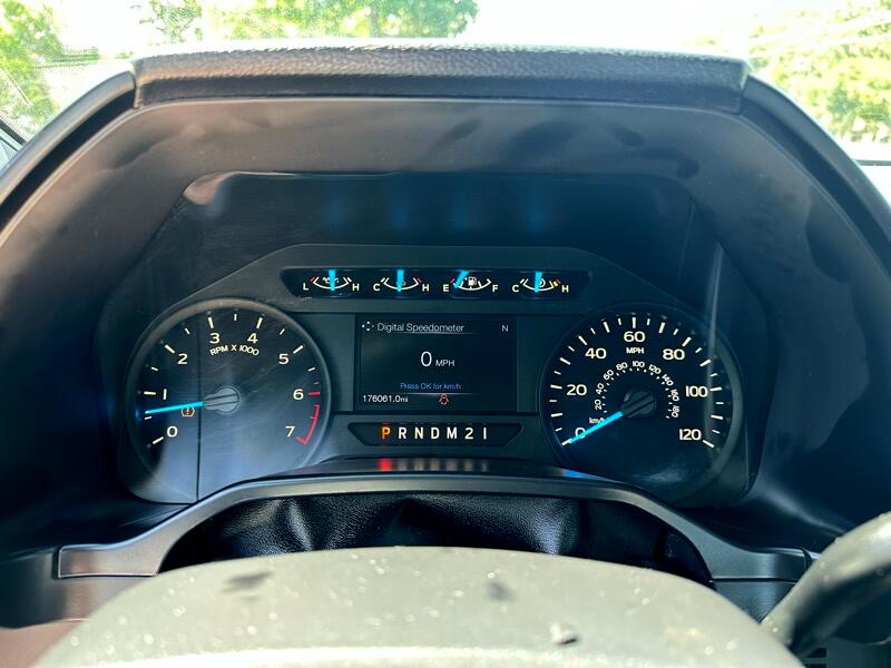 Ford F-150 XL SuperCab 4WD 2016