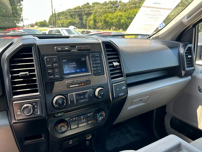 Ford F-150 XL SuperCab 4WD 2016