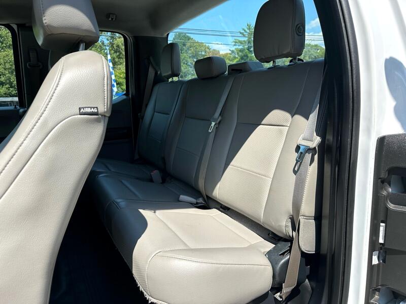 Ford F-150 XL SuperCab 4WD 2016