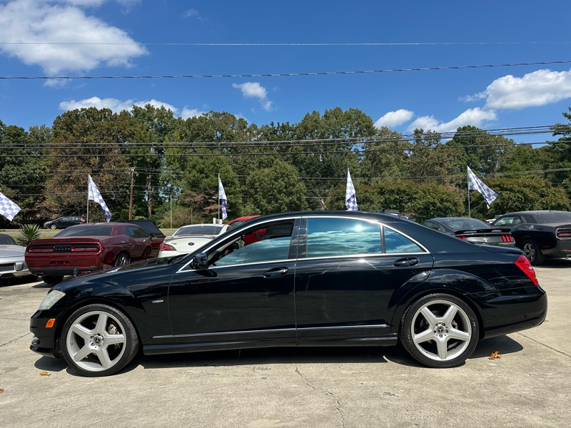 Mercedes-Benz S-Class S550 2012