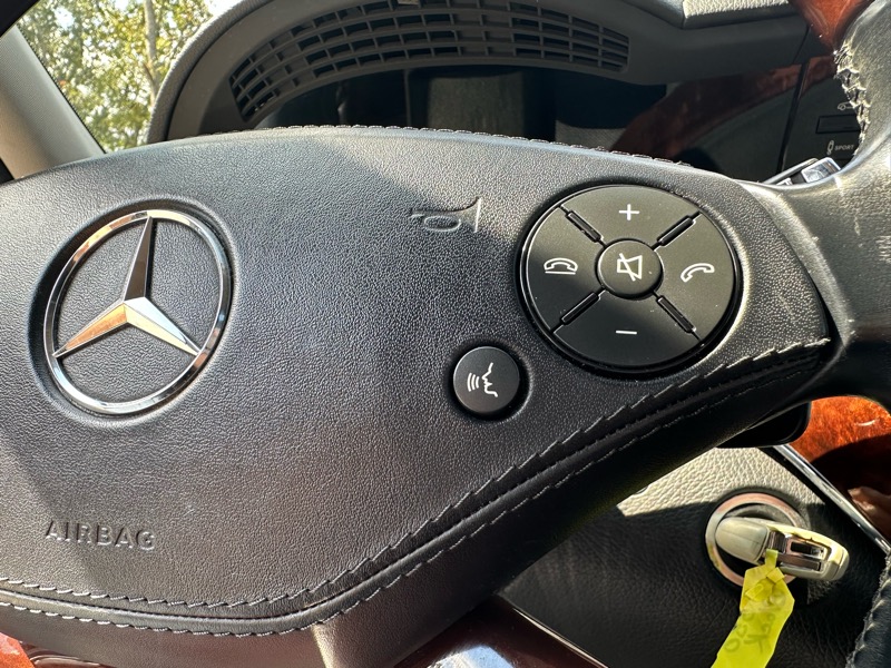 Mercedes-Benz S-Class S550 2012