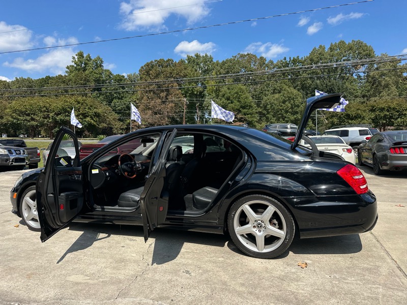 Mercedes-Benz S-Class S550 2012