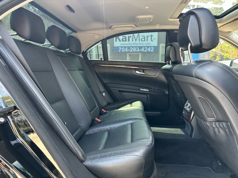 Mercedes-Benz S-Class S550 2012
