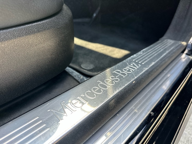 Mercedes-Benz S-Class S550 2012