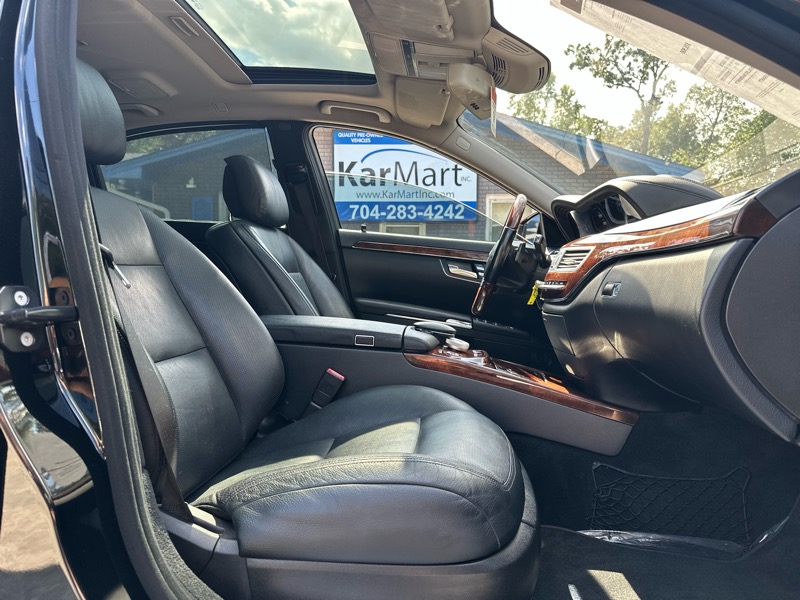 Mercedes-Benz S-Class S550 2012