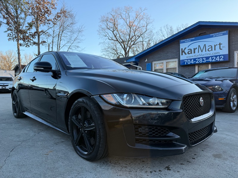 2017 Jaguar XE R-Sport's photo