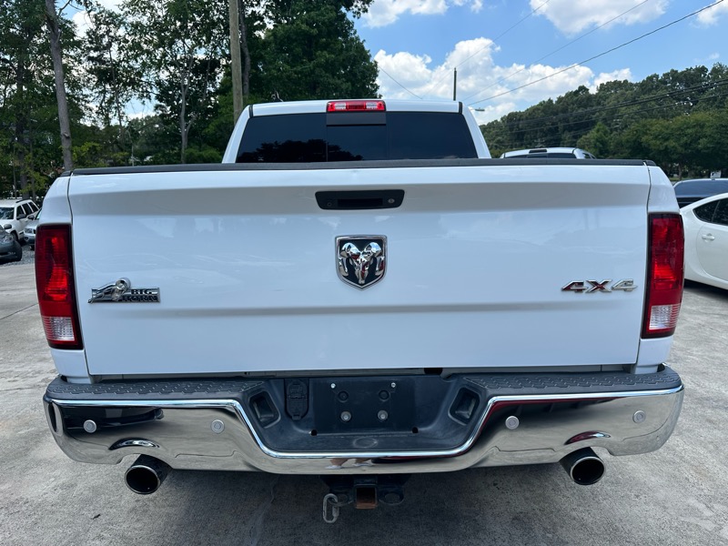 RAM 1500 4WD Crew Cab 140.5" Big Horn 2017