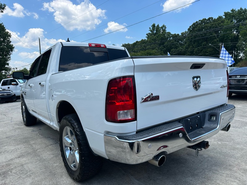RAM 1500 4WD Crew Cab 140.5" Big Horn 2017