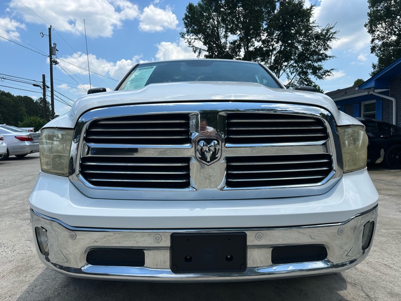 RAM 1500 4WD Crew Cab 140.5" Big Horn 2017