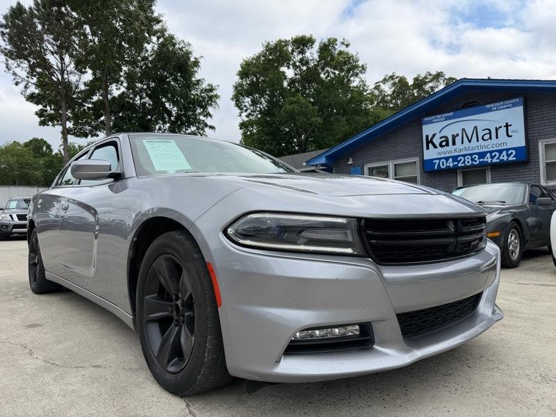 2017 Dodge Charger SXT