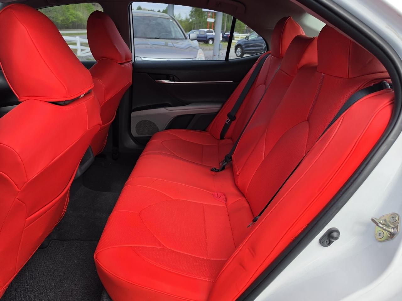 Toyota Camry LE Auto (Natl) 2020