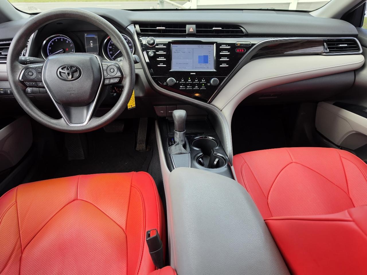 Toyota Camry LE Auto (Natl) 2020