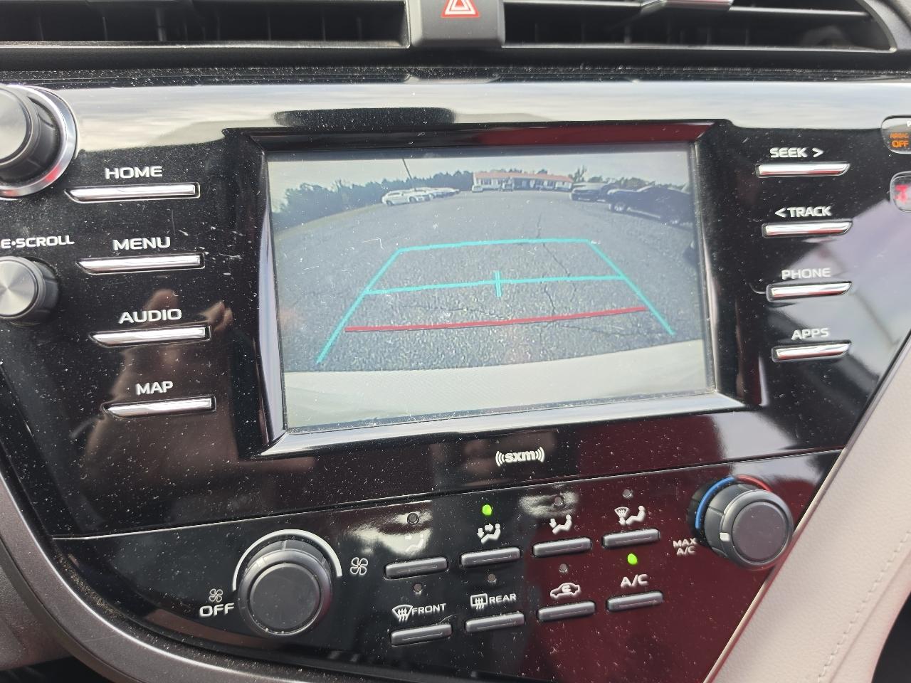 Toyota Camry LE Auto (Natl) 2020