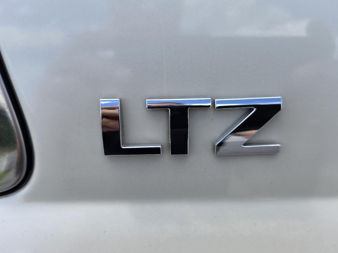 Chevrolet Tahoe 4WD 4dr LTZ 2015