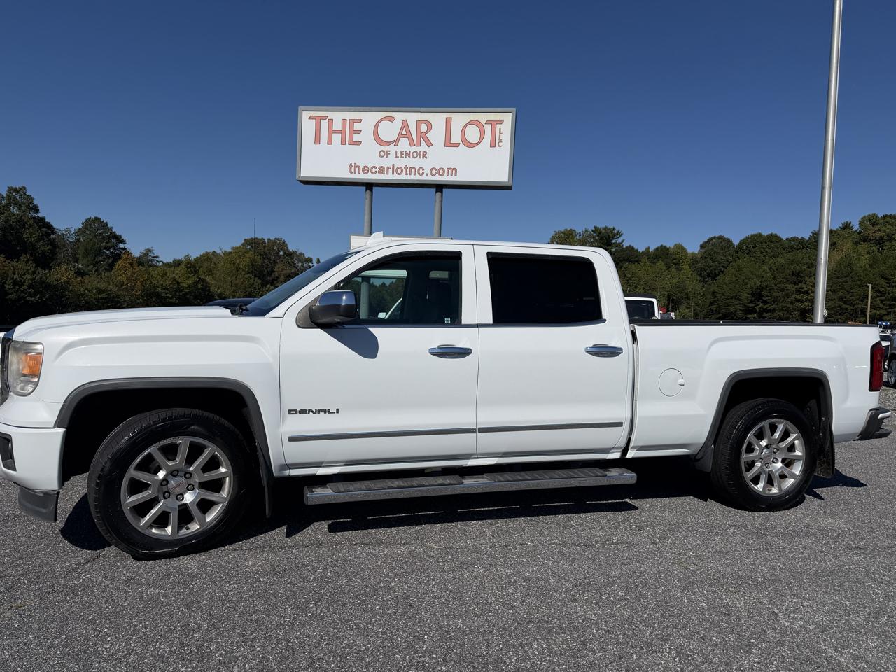 2015 GMC Sierra 1500 4WD Crew Cab 153.0" Denali