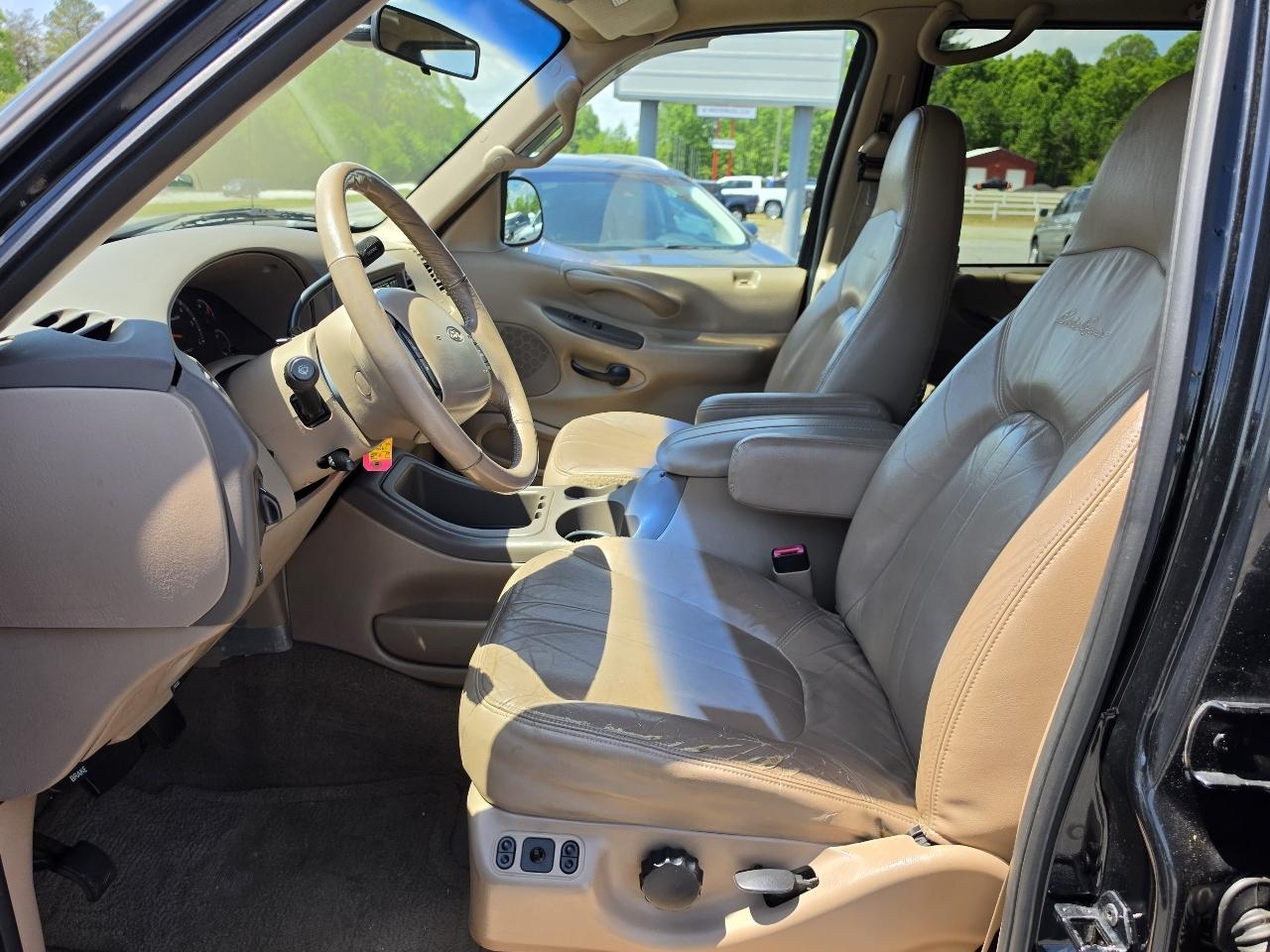 Ford Expedition 119" WB Eddie Bauer 4WD 1999