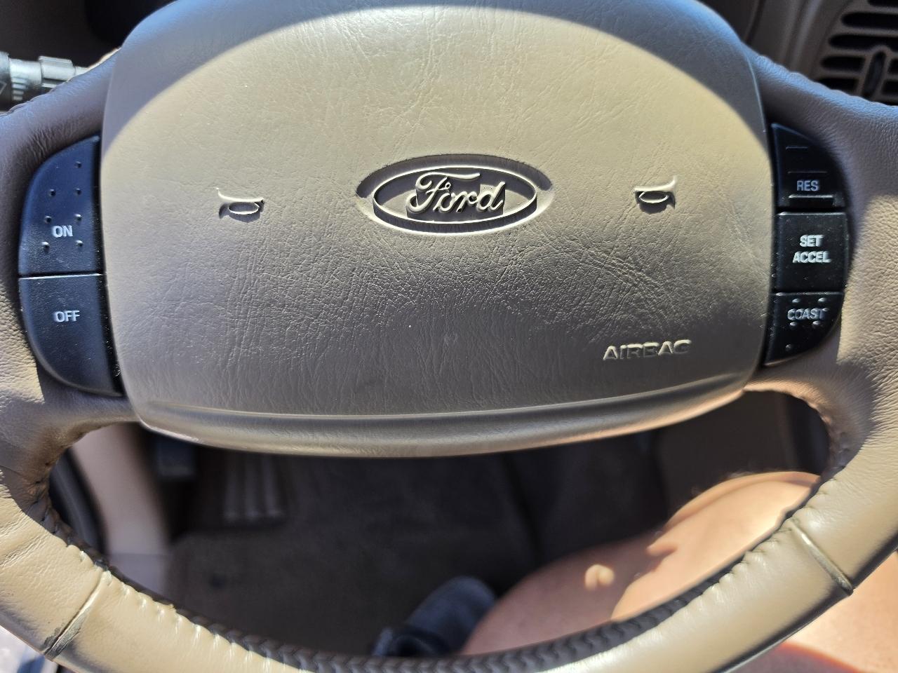 Ford Expedition 119" WB Eddie Bauer 4WD 1999