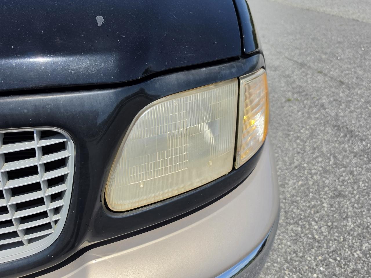 Ford Expedition 119" WB Eddie Bauer 4WD 1999