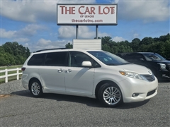 2015 Toyota Sienna 