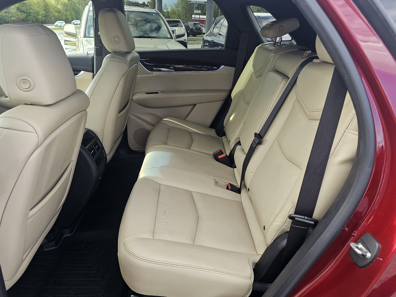 2017 Cadillac XT5 Luxury photo 4
