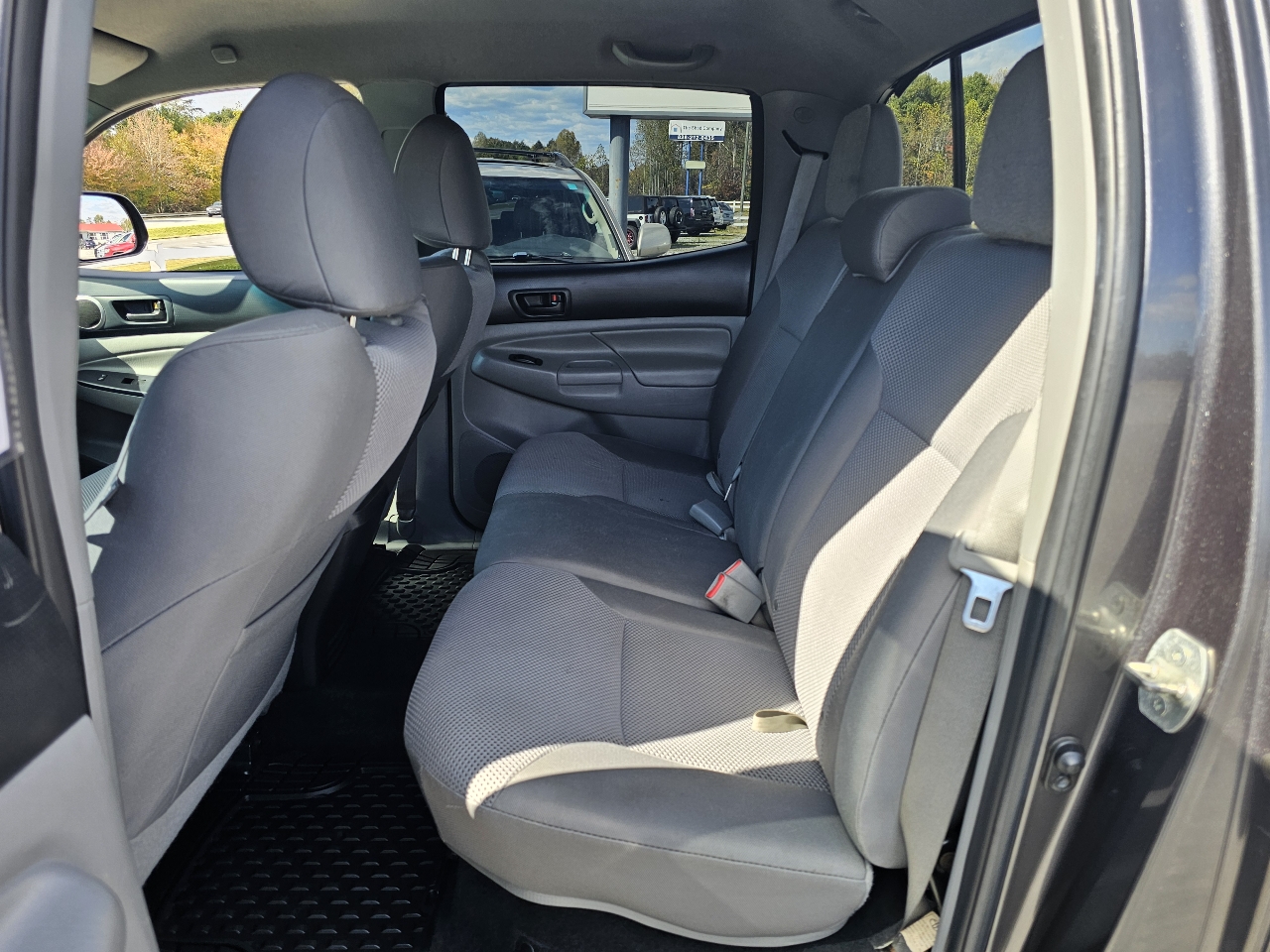 Toyota Tacoma 4WD Double Cab LB V6 AT (Natl) 2013 Toyota Tacoma 4WD Double Cab LB V6 AT (Natl) 2013