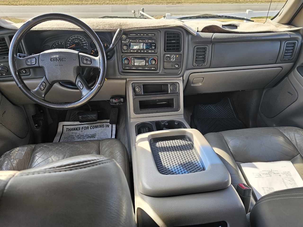 GMC Yukon XL 4dr 2500 SLT 2004