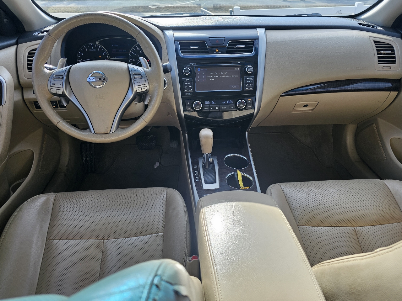 Nissan Altima 4dr Sdn V6 3.5 SL 2014