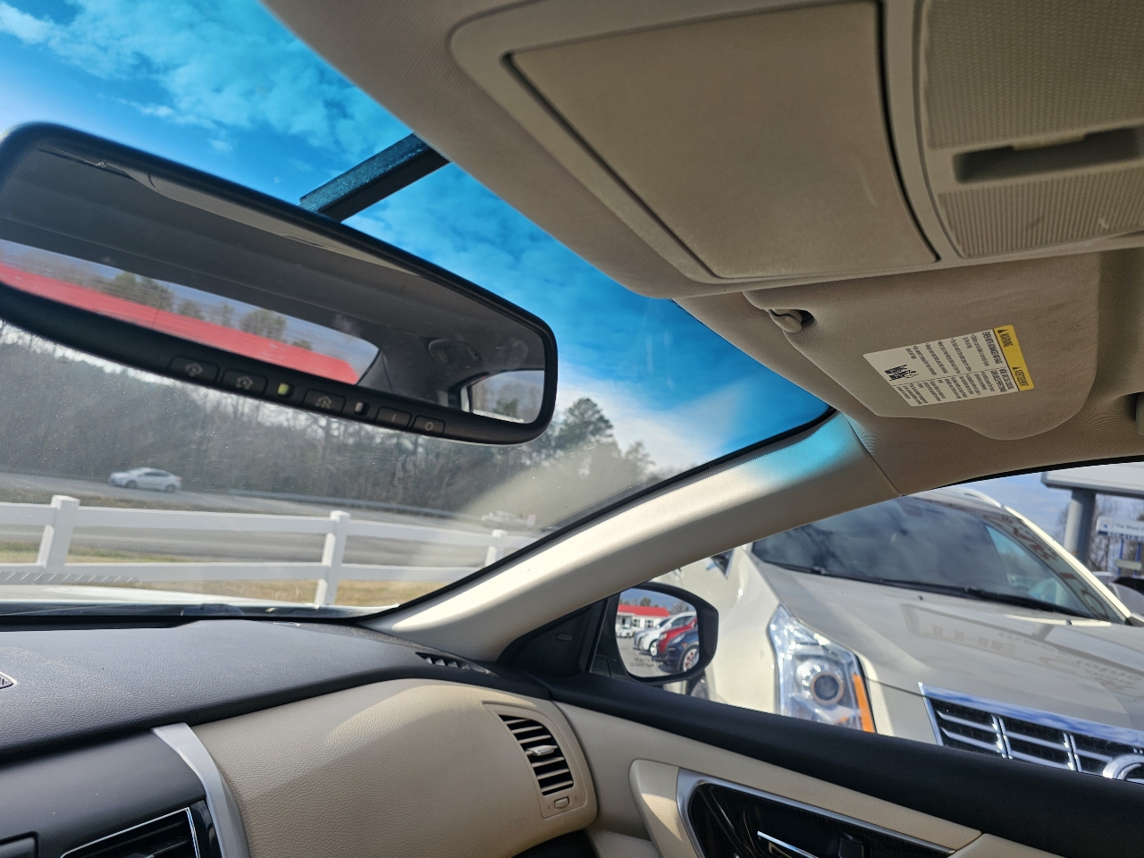 Nissan Altima 4dr Sdn V6 3.5 SL 2014