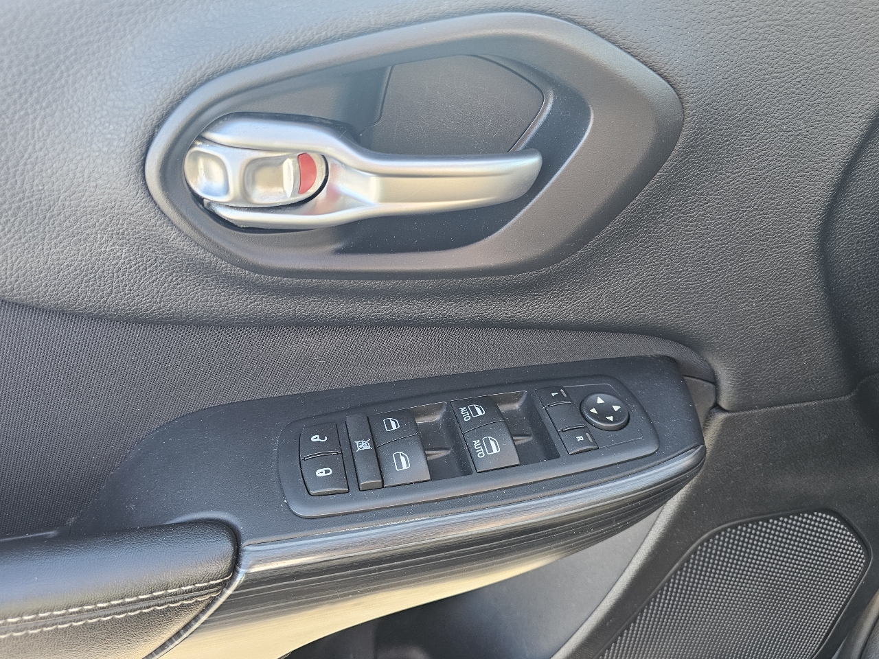 Jeep Cherokee FWD 4dr Latitude 2016