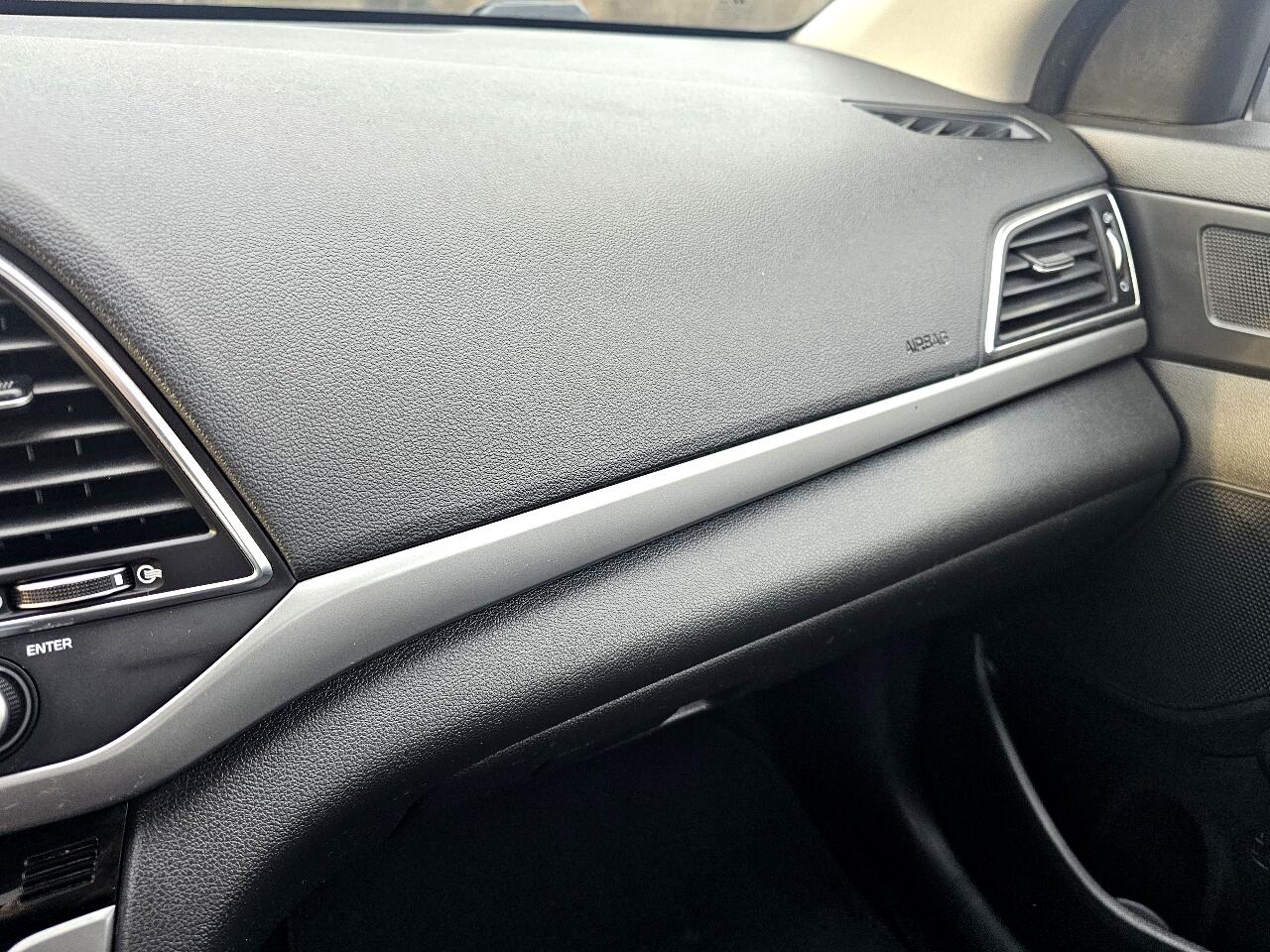 Hyundai Elantra Value Edition 2.0L Auto (Ulsan) 2018