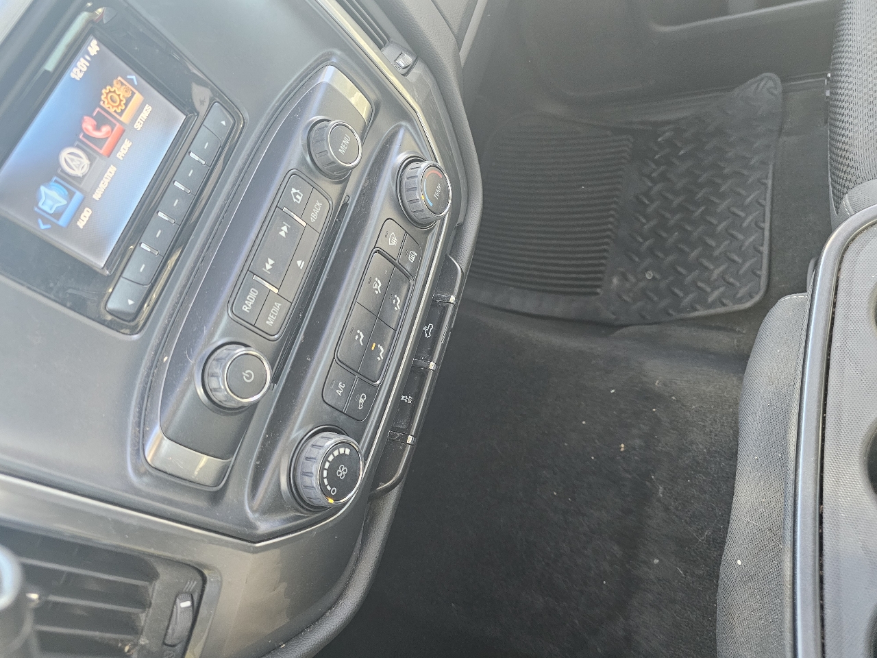 Chevrolet Silverado 1500 2WD Crew Cab 143.5" LT w/1LT 2014