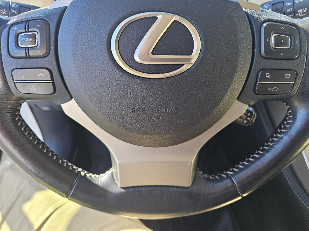 Lexus NX 300h FWD 4dr 2015