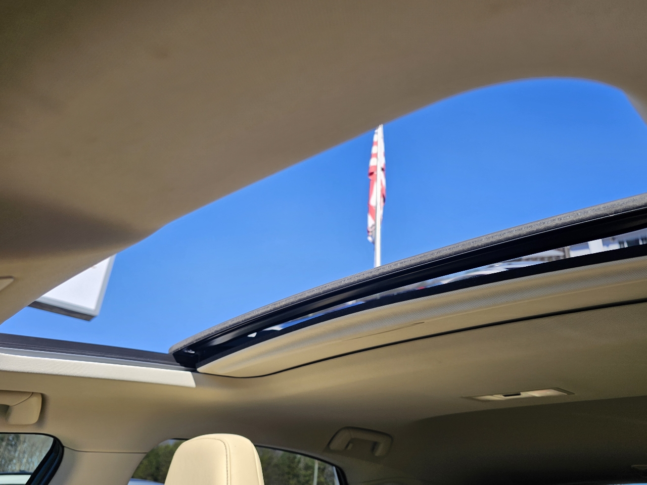 Lexus NX 300h FWD 4dr 2015