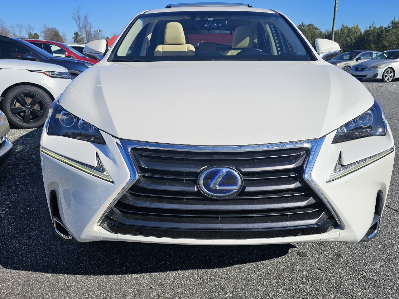 Lexus NX 300h FWD 4dr 2015