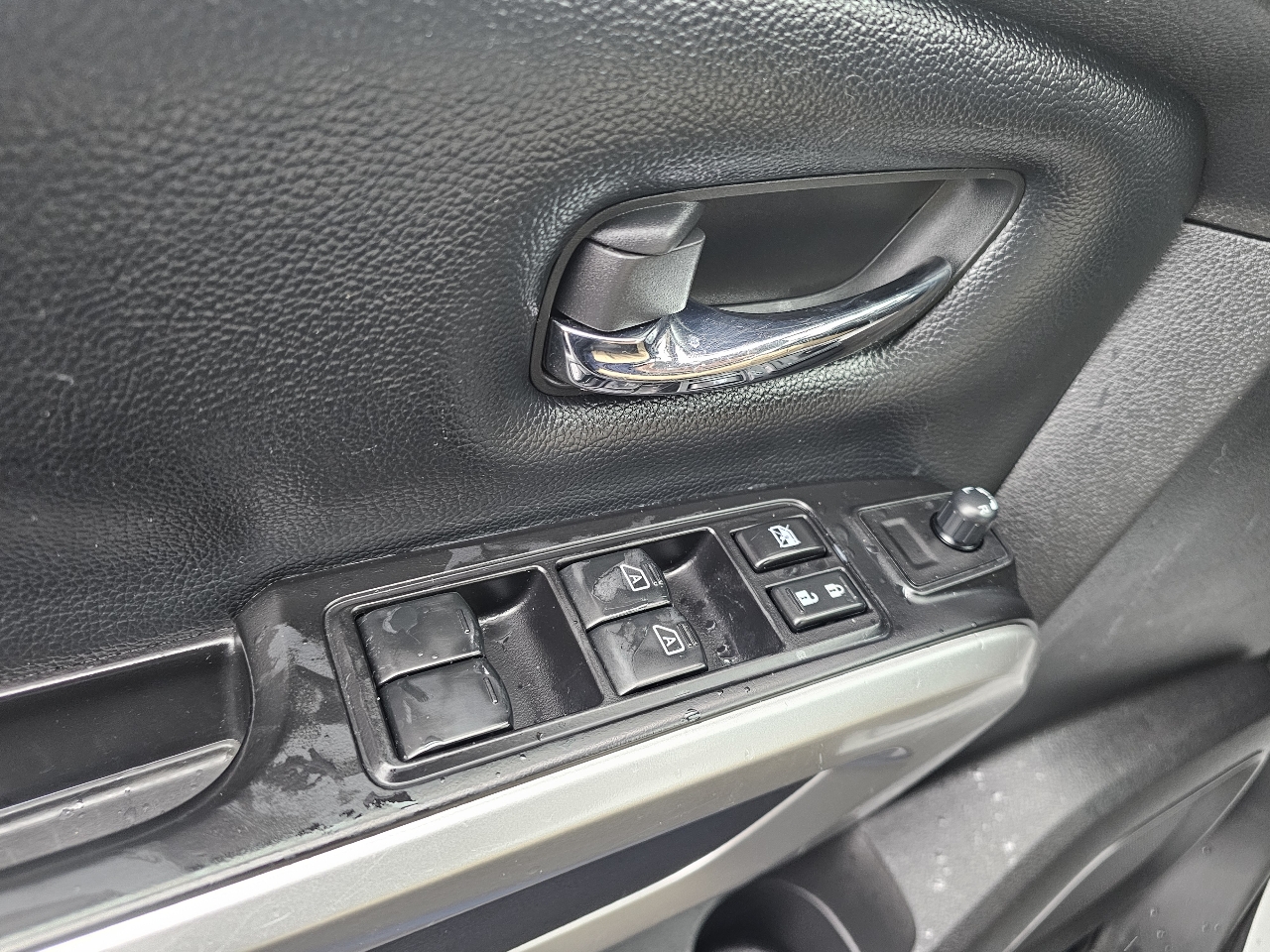 Nissan Titan 4x4 Crew Cab PRO-4X 2019