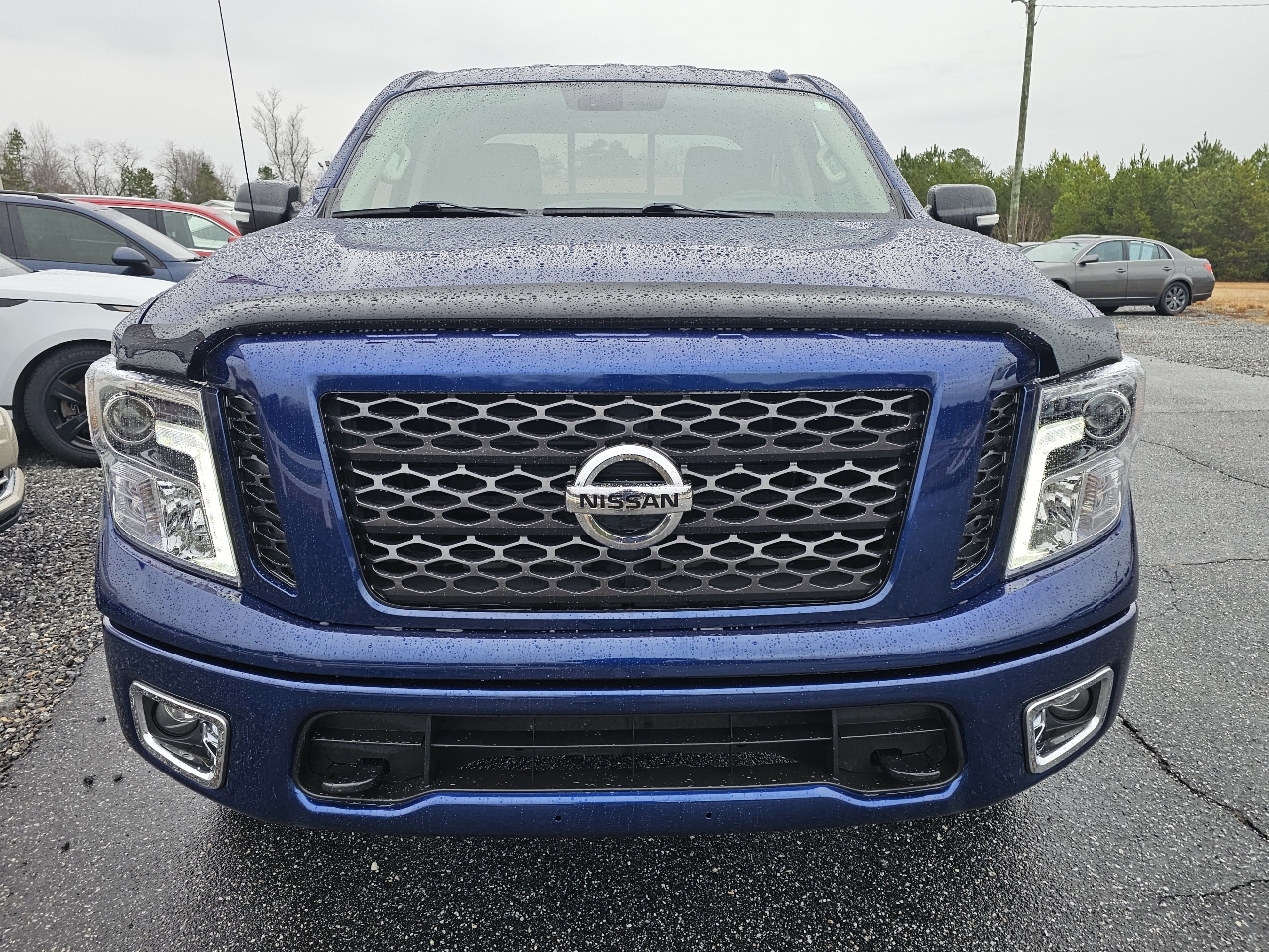 Nissan Titan 4x4 Crew Cab PRO-4X 2019