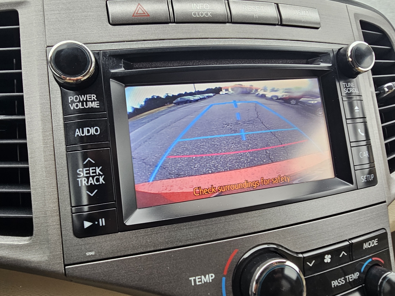 Toyota Venza 4dr Wgn I4 FWD XLE (Natl) 2014