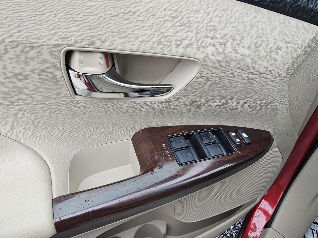 Toyota Venza 4dr Wgn I4 FWD XLE (Natl) 2014