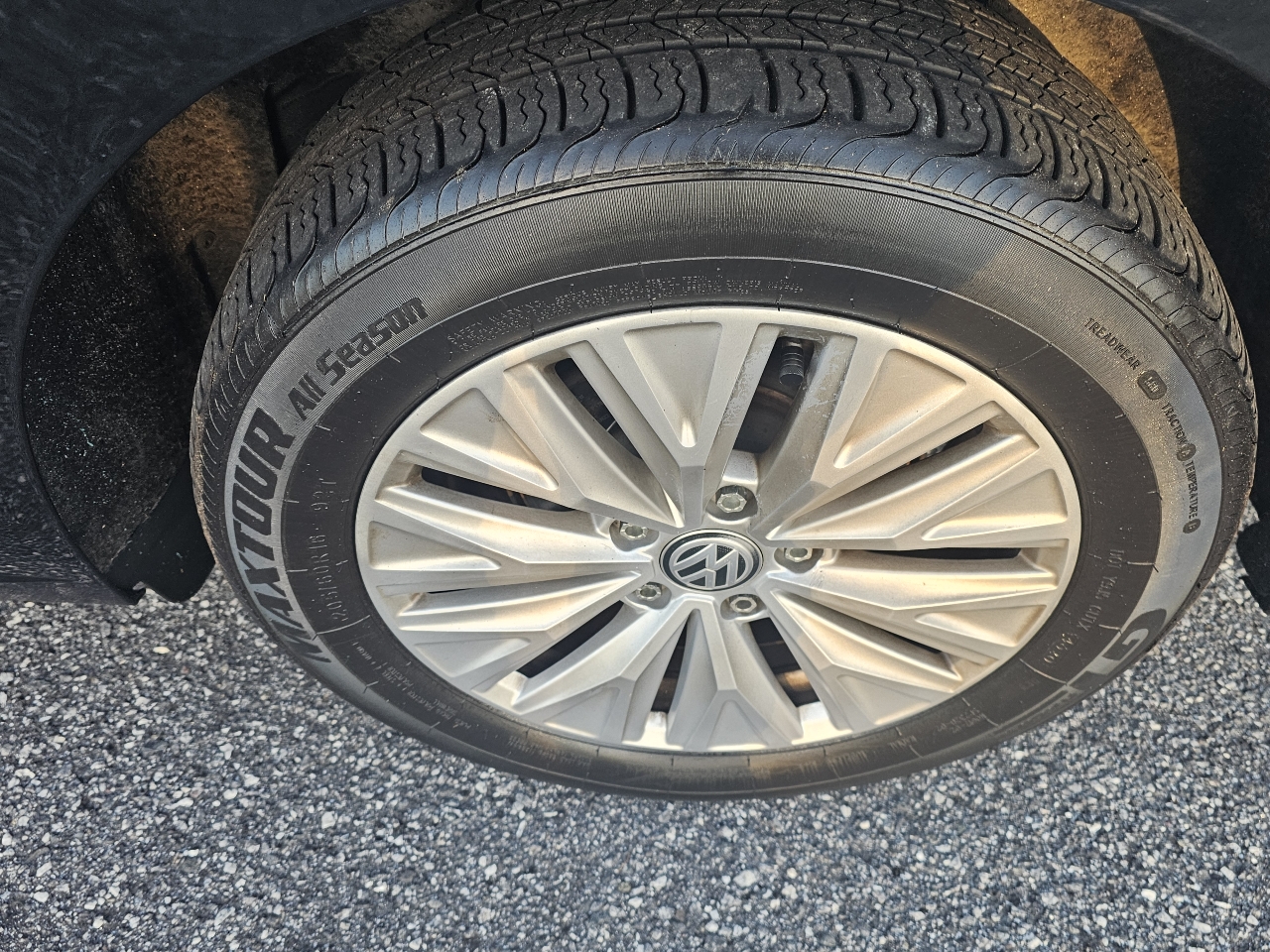 Volkswagen Jetta R-Line Auto w/SULEV 2019