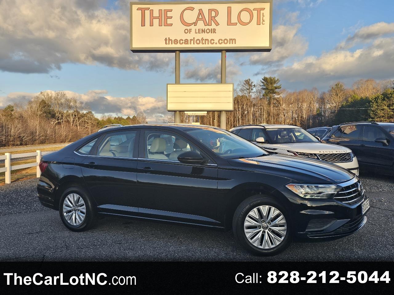2019 Volkswagen Jetta SE's photo