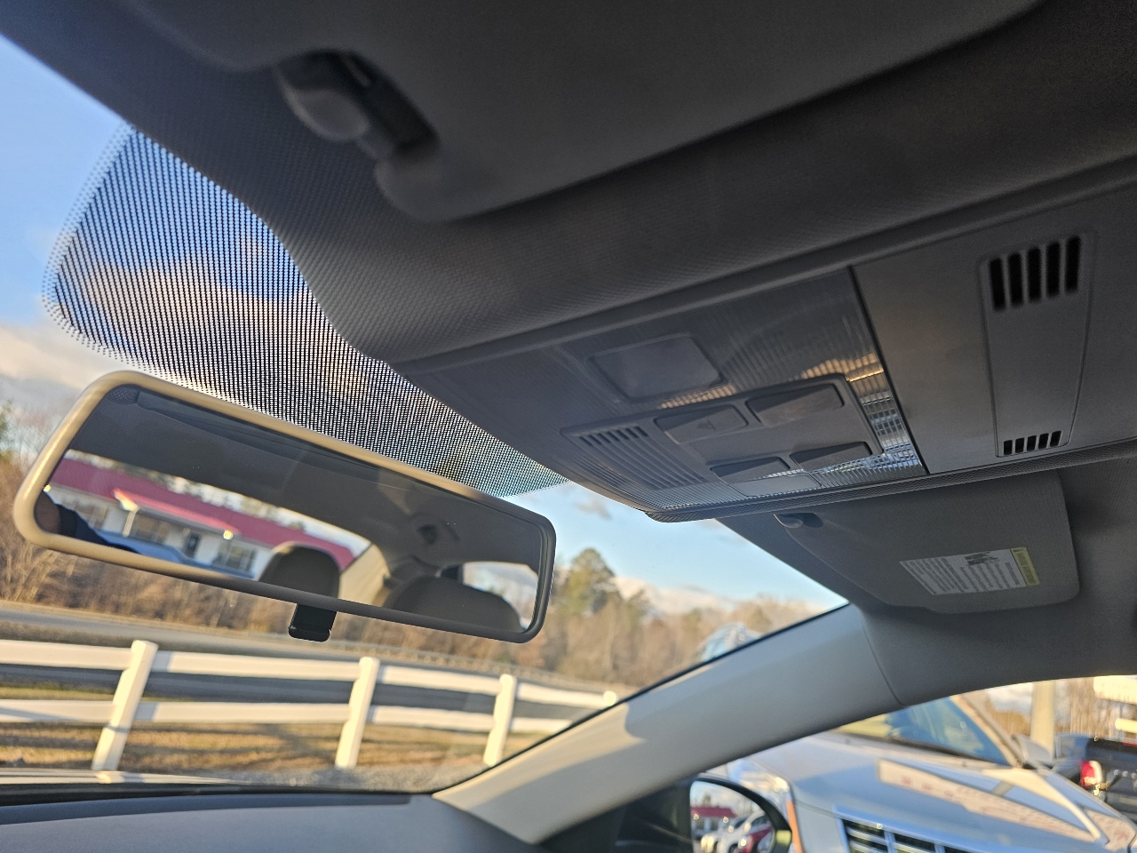 Volkswagen Jetta R-Line Auto w/SULEV 2019