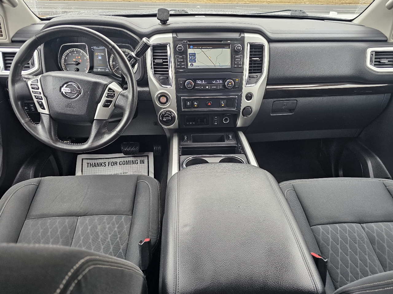 Nissan Titan 4x4 Crew Cab SV 2017