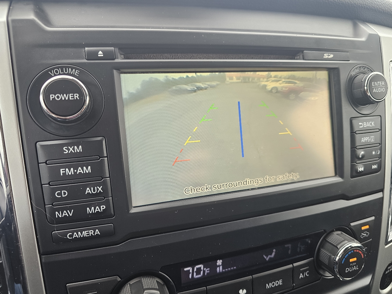 Nissan Titan 4x4 Crew Cab SV 2017