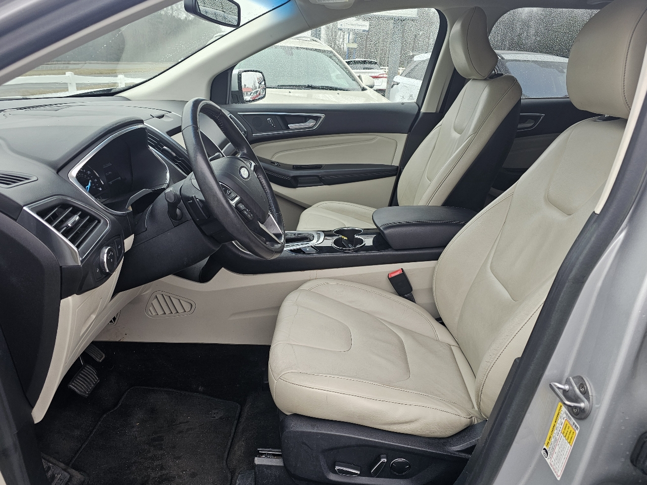 Ford Edge 4dr Titanium FWD 2015
